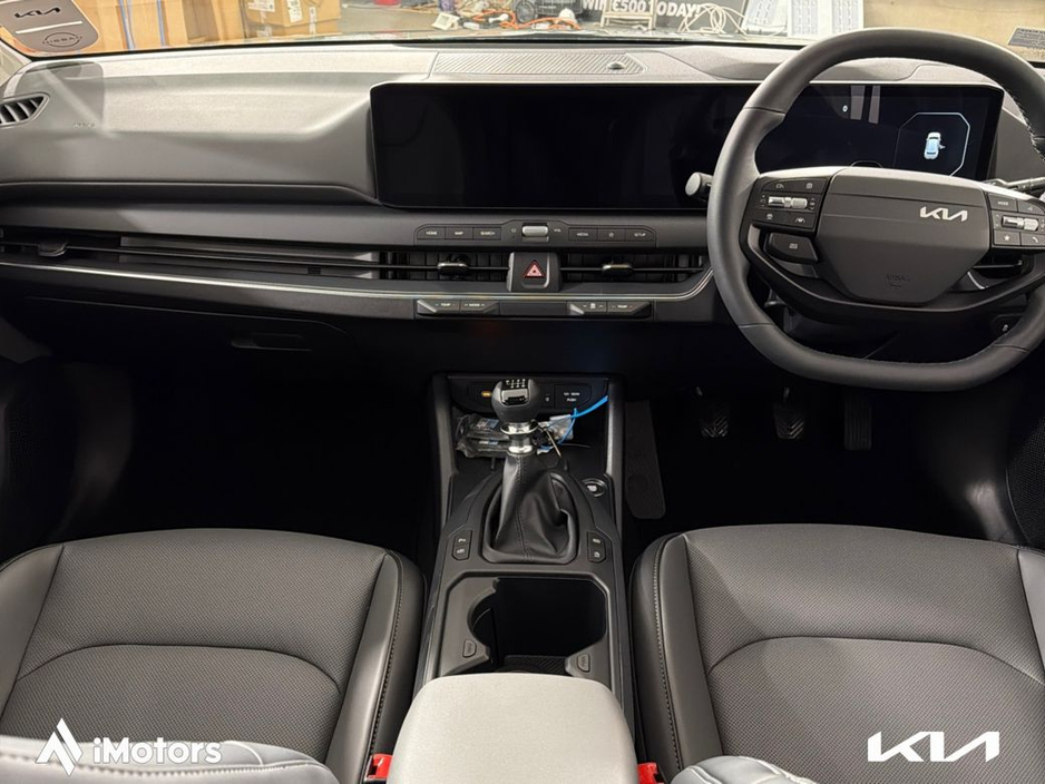 2026 Kia K4 - image 15