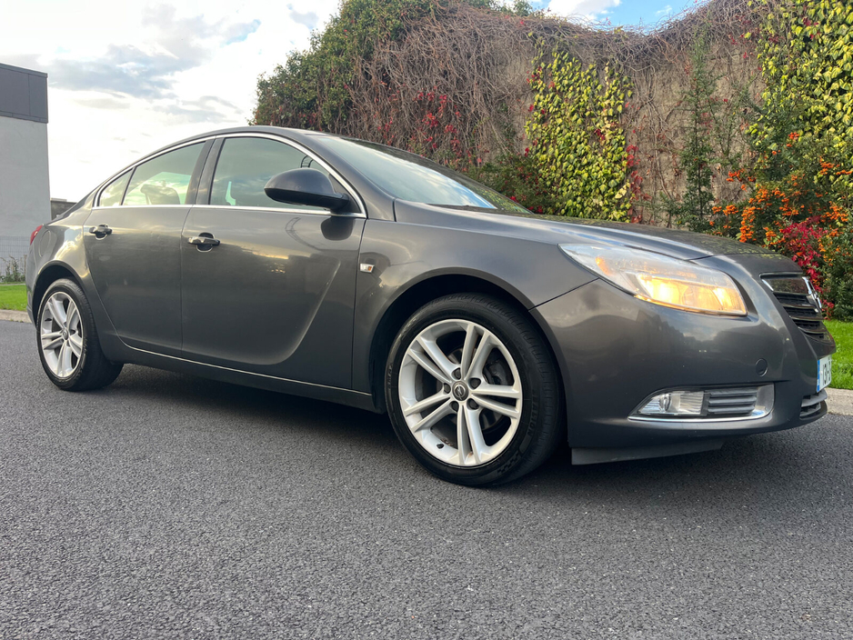 2013 Opel Insignia 2.0CDTI 130PS SC €4,450