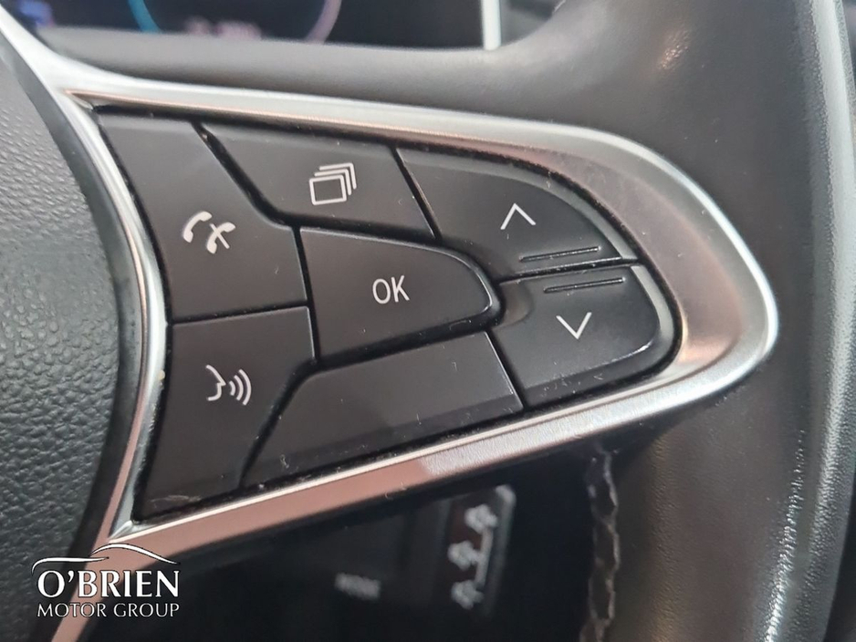 2012 Renault Zoe - image 17