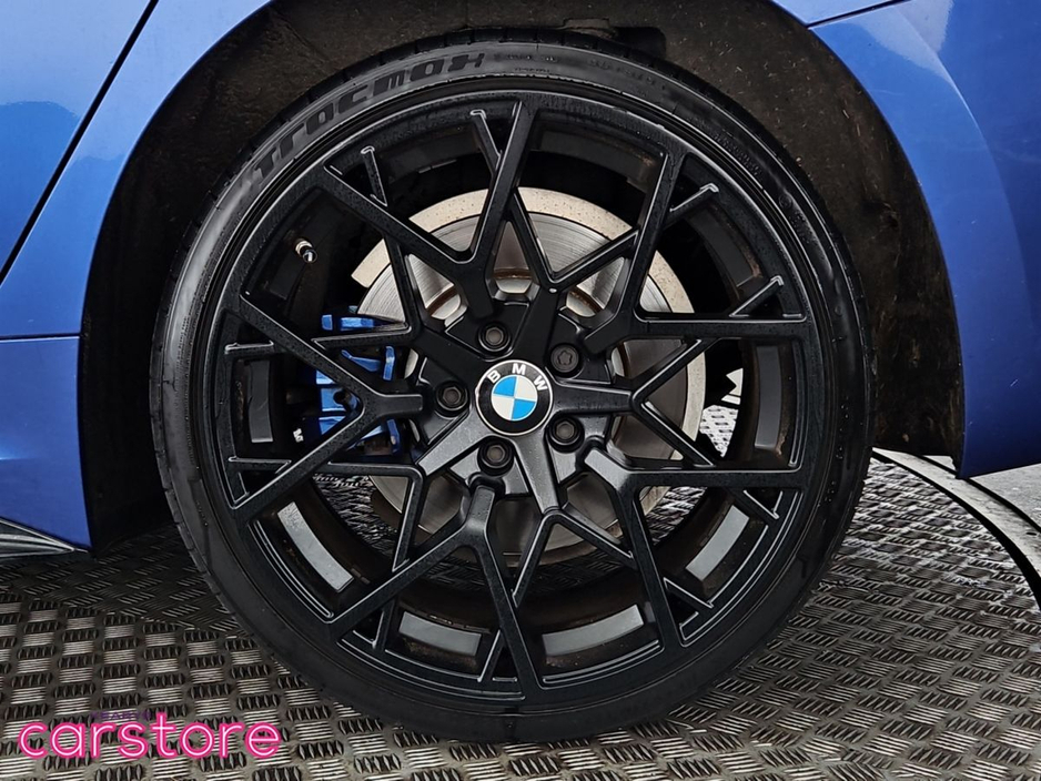 2019 BMW 3 Series - image 14