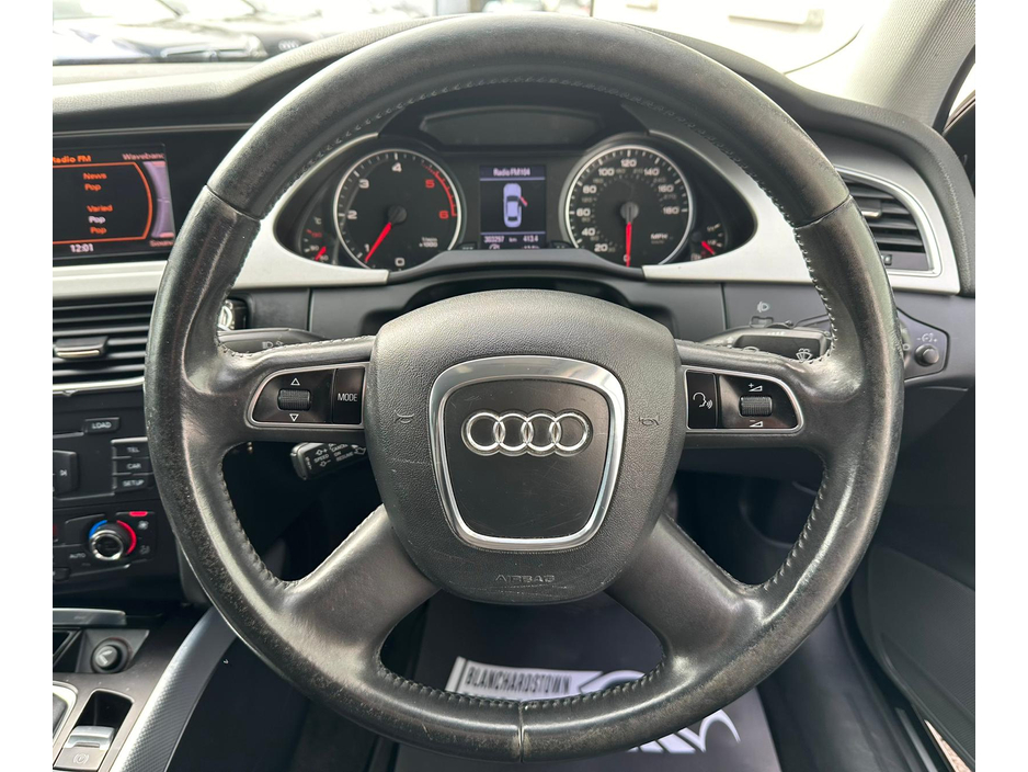 2009 Audi A4 - image 21
