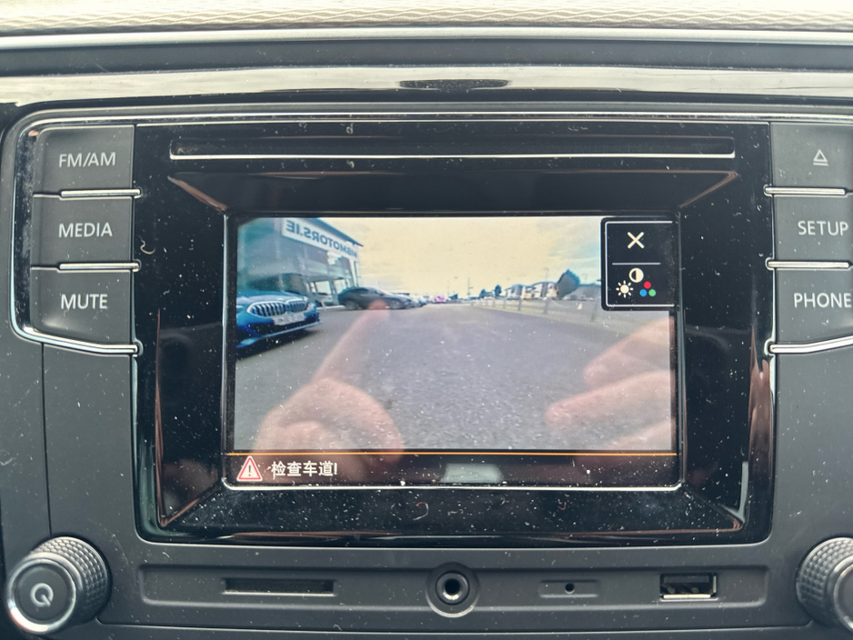 2016 Volkswagen Beetle - image 18