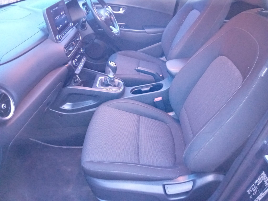 2022 Hyundai Kona - image 12