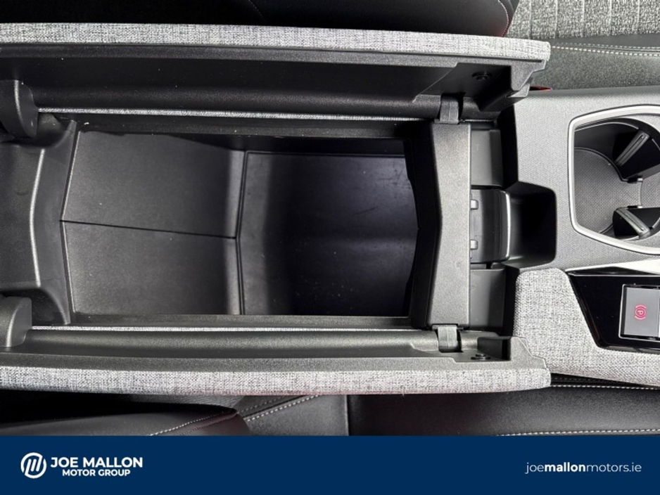 2025 Peugeot 3008 - image 21