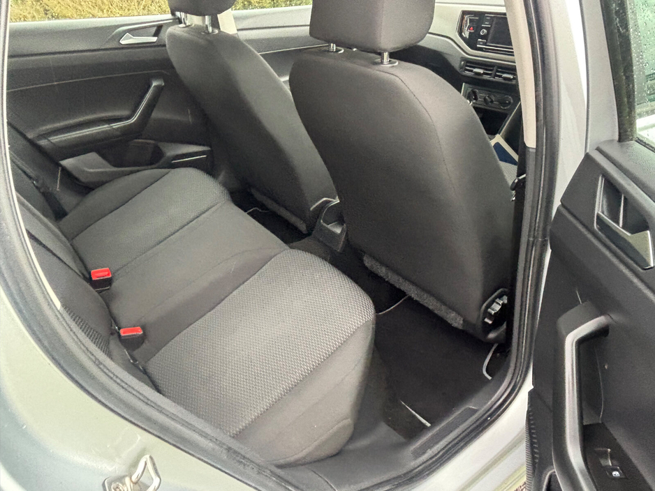 2019 Volkswagen Polo - image 10