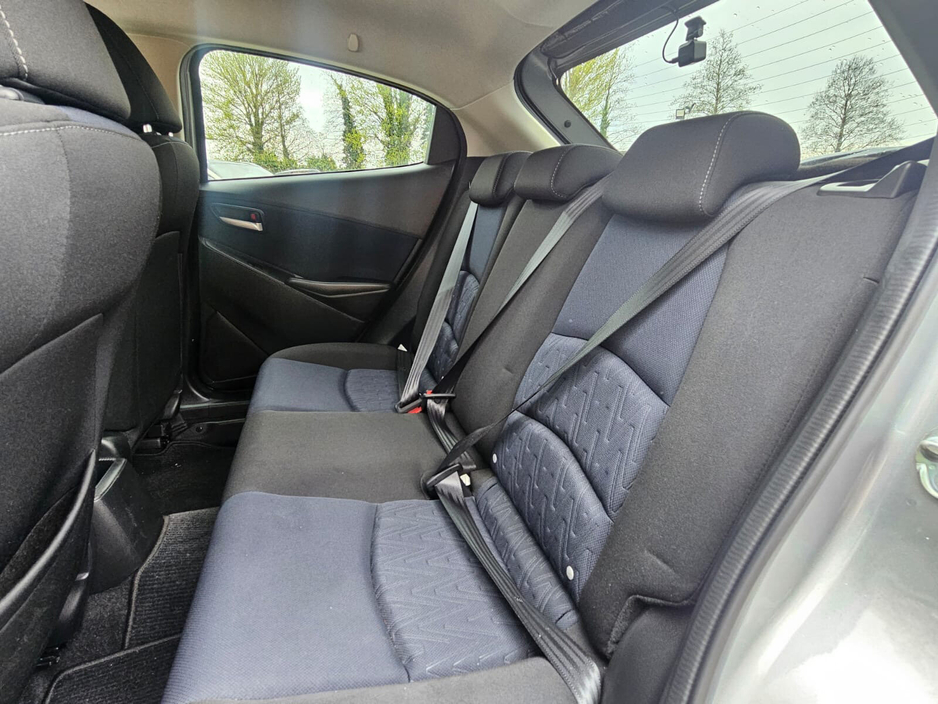 2016 Mazda Demio - image 20