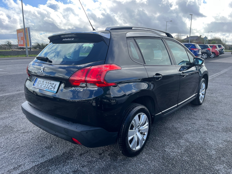 2016 Peugeot 2008 - image 3