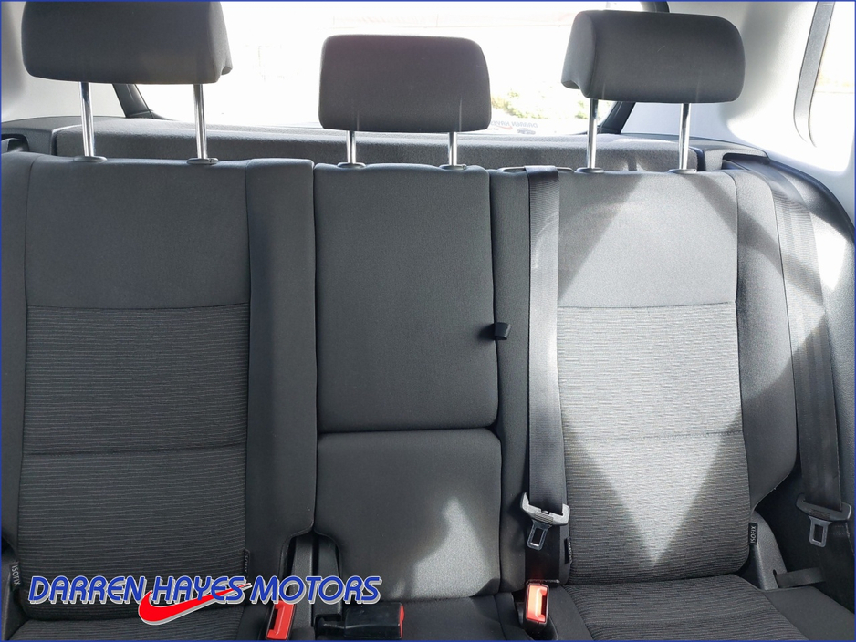 2012 Volkswagen Tiguan - image 20