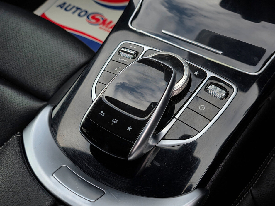 2015 Mercedes-Benz C Class - image 28