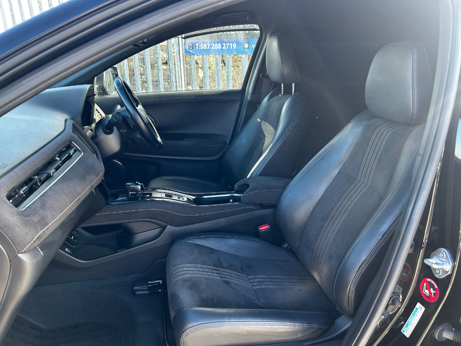 2018 Honda Vezel - image 10