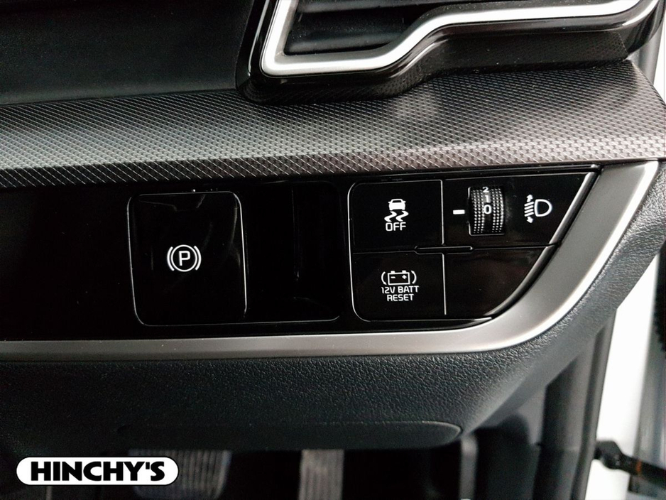 2024 Kia Sportage - image 20