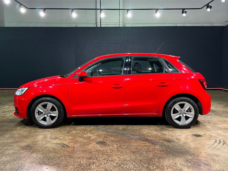 2018 Audi A1 - image 6