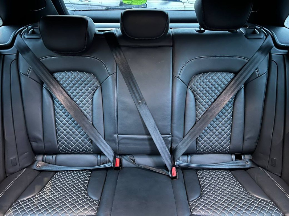 2015 Audi RS Q3 QUATTRO 2.5 TFSI // 340 BHP // BOSE SOUND SYSTEM // HEATED RS SPORT SEATS // BLUETOOTH MUSIC €33,950