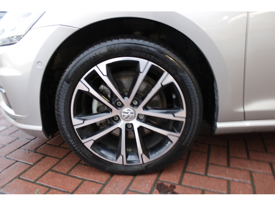 2020 Volkswagen Golf 2.0TDI 150BHP SPORT 5DR HATCHBACK AUTO // 1 OWNER WITH ONLY 82,000 KM'S // BUY WITH CONFIDENCE AA AND SIMI APPROVED DEALER 2026 // FINANCE ARRANGED // ALL TRADE INS WELCOME // €19,950