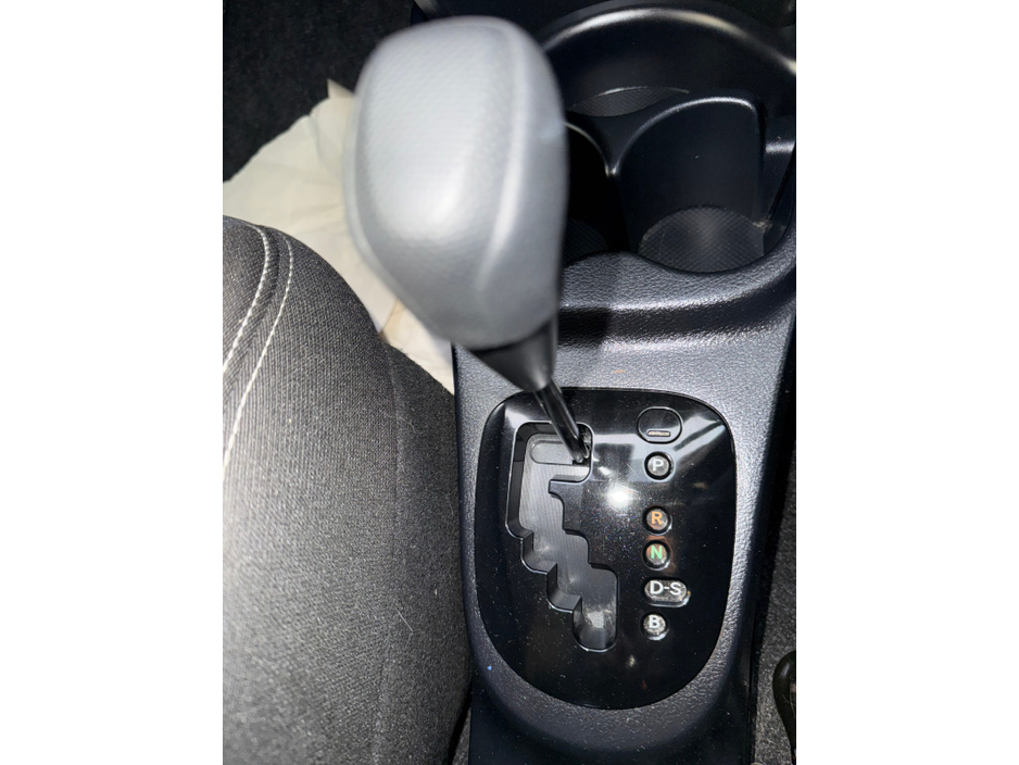 2020 Toyota Yaris  €13,290