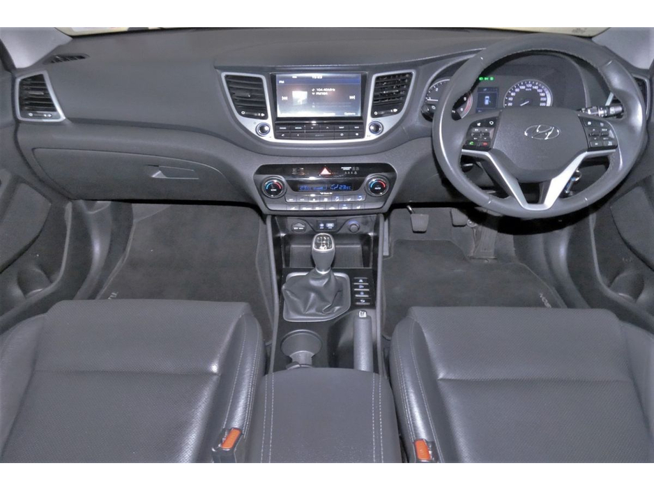 2016 Hyundai Tucson - image 14