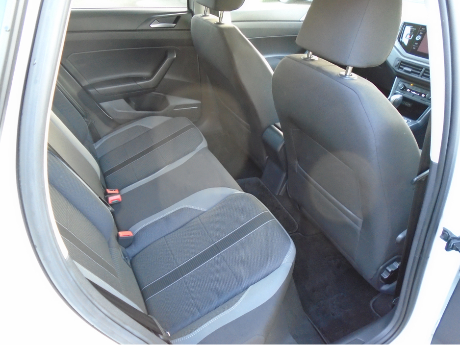 2018 Volkswagen Polo - image 20