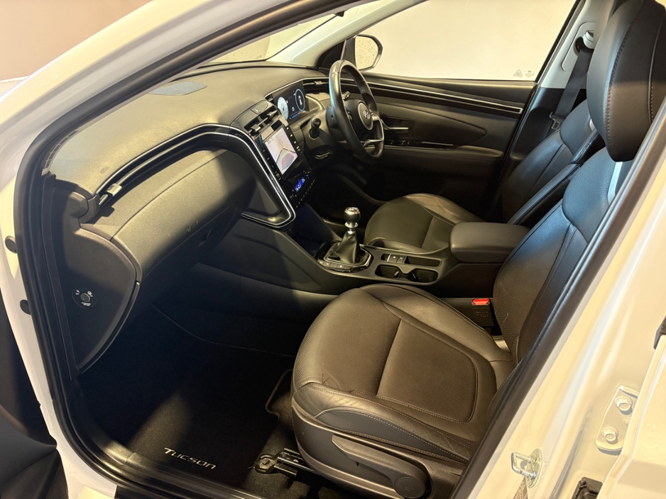 2022 Hyundai Tucson - image 14