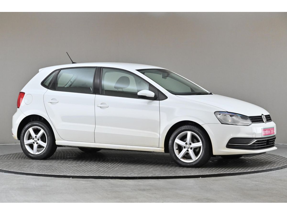 2017 Volkswagen Polo - image 12