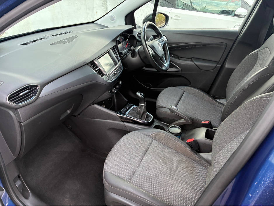 2022 Opel Crossland X - image 18