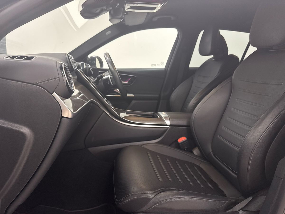 2023 Mercedes-Benz GLC Class - image 14