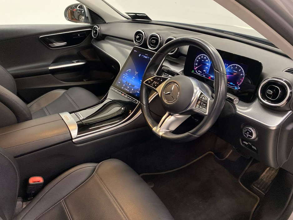 2022 Mercedes-Benz C Class - image 9