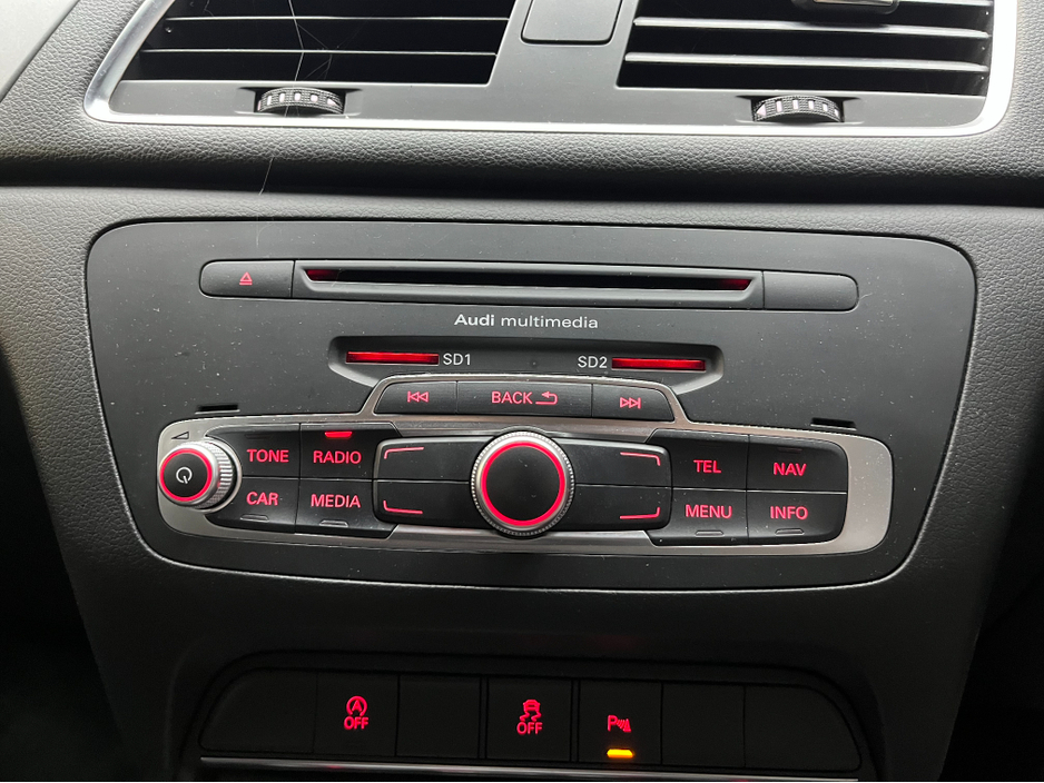 2015 Audi Q3 €14950 2015 AUDI Q3 TFSI 1.4 AUTOMATIC / CRUISE CONTROL / REVERSE CAMERA AND MORE €14,950