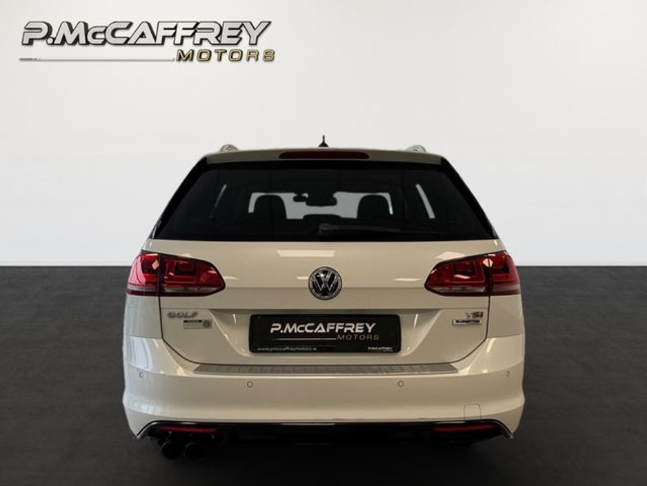 2015 Volkswagen Golf - image 6