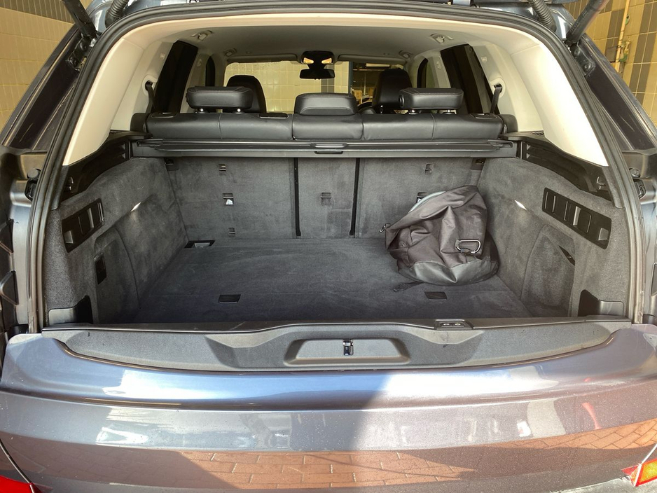 2021 BMW X5 - image 21