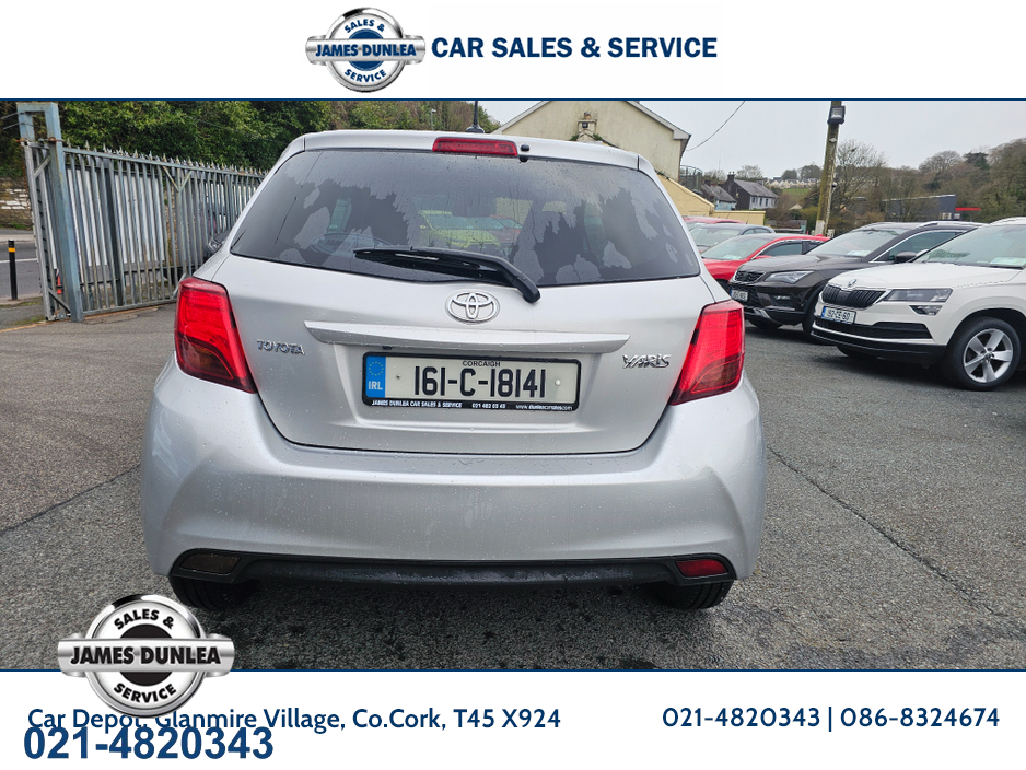 2016 Toyota Yaris - image 4