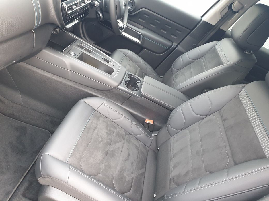 2025 Citroen C5 Aircross - image 26