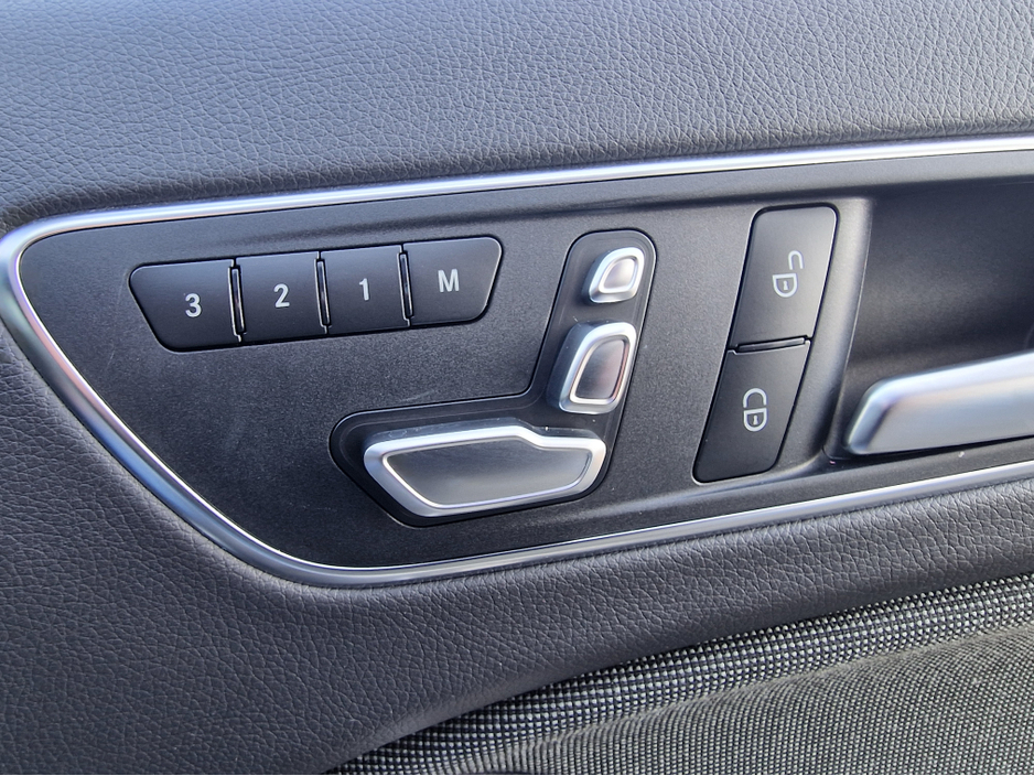 2018 Mercedes-Benz A Class - image 22