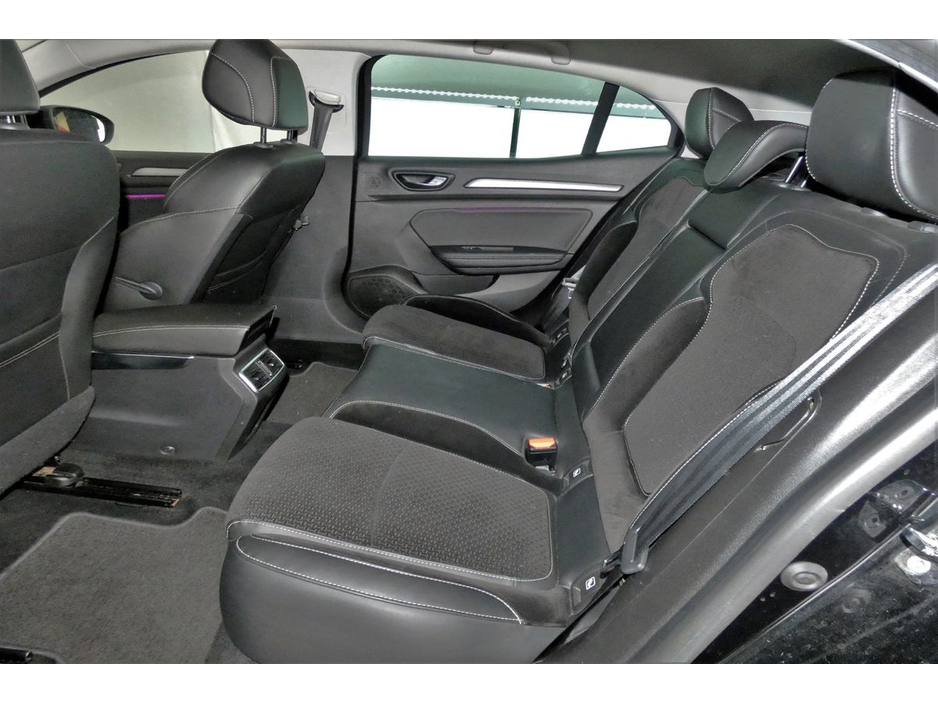 2017 Renault Megane - image 16