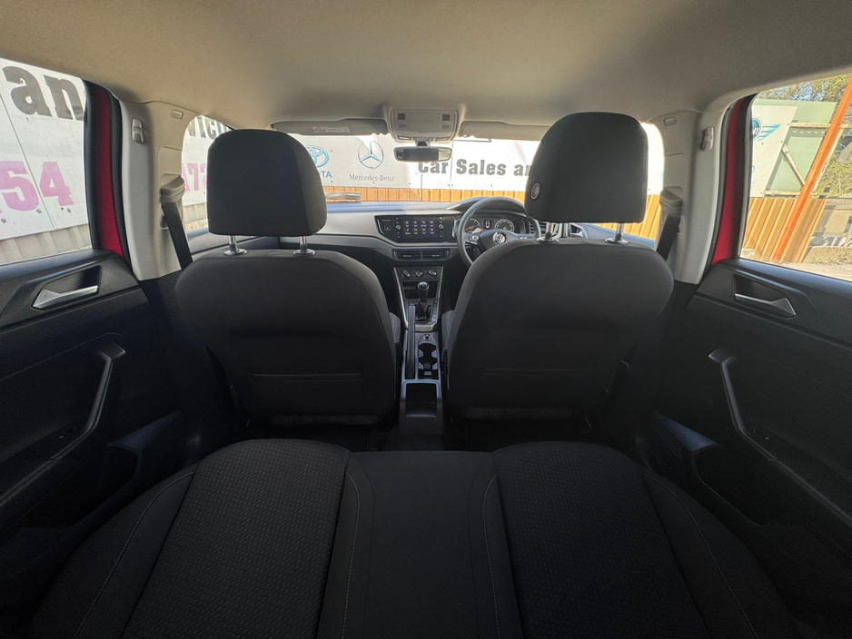 2018 Volkswagen Polo - image 20