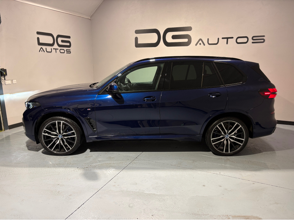 2025 BMW X5 50E M SPORT AUTO -  MASSIVE SPEC €97,950