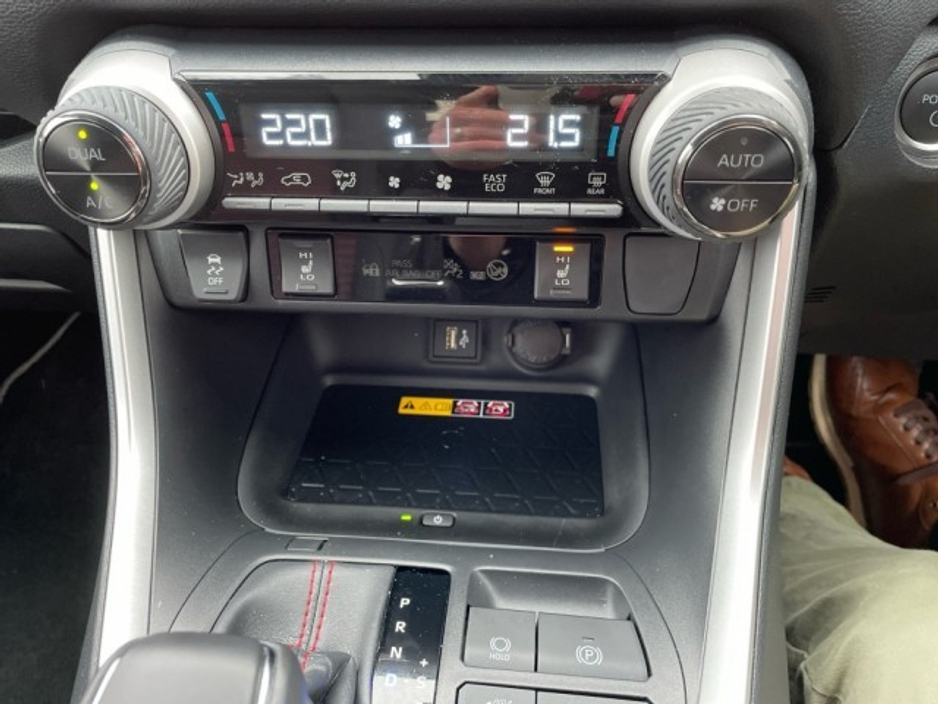 2025 Toyota Rav4 - PHEV - Plug InHybrid - Save EUR 3,000 - Free Services Offer Included - SOL Model + Sidesteps // Remote Central Locking // Front Electric Windows // Rear Electric Windows // Electric Mirrors // Heate €52,345