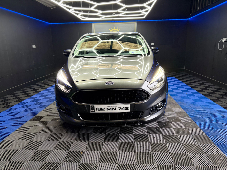 2016 Ford S-Max - image 4