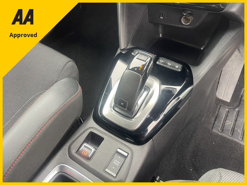 2021 Opel Corsa - image 9