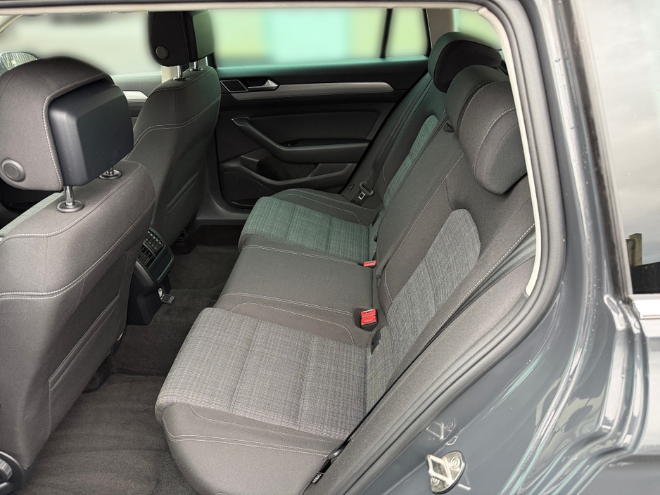 2021 Volkswagen Passat SE NAV 2.0 TDI 150 BHP **NEW MODEL**ONE UK OWNER**XENON HEADLIGHTS**SAT NAV**MINT**FSH** €21,450