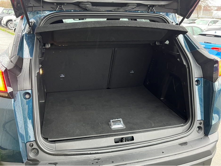 2024 Peugeot 3008 ACTIVE AUTOMATIC PETROL PLUG-IN HYBRID 1.6 //REVERSE CAMERA// €31,950