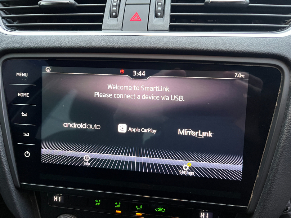 2018 Skoda Octavia STYLE 1.0 PETROL //HIGH SPEC//SAT NAV//REVERSE CAMERA// €13,950