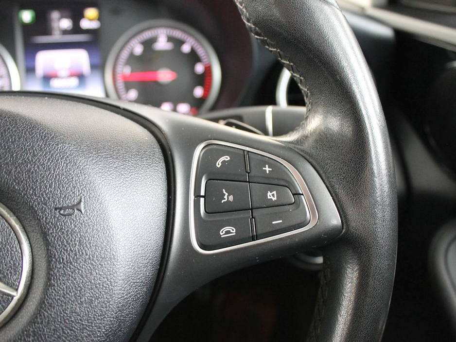 2018 Mercedes-Benz C Class - image 23