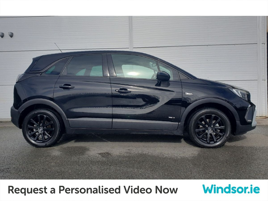 2022 Opel Crossland - image 5