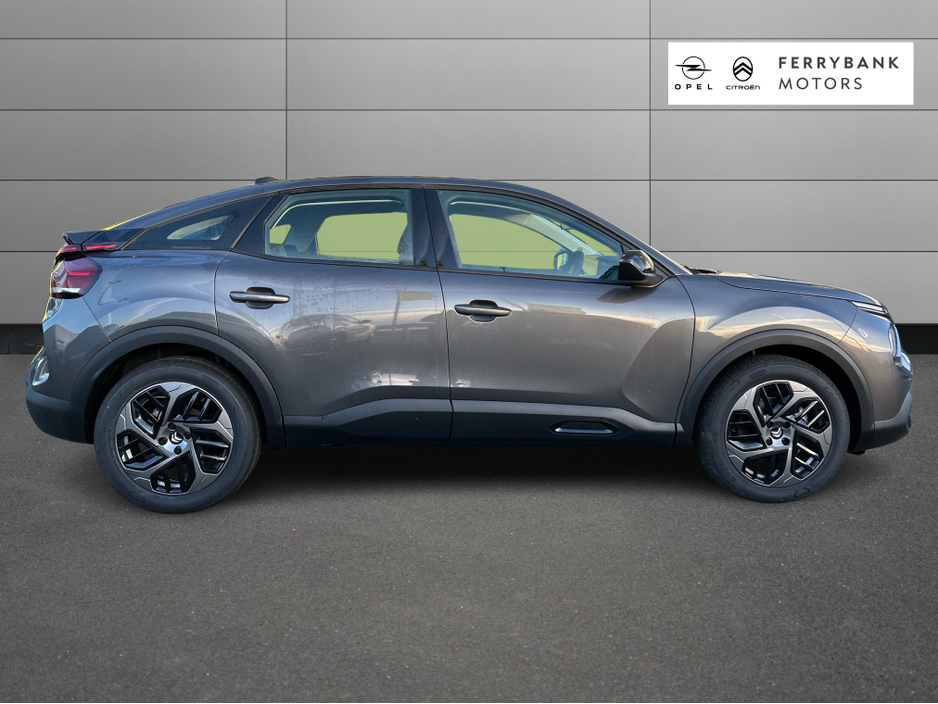 2026 Citroen C4 Plus Pack Tech 1.2Petrol €32,695