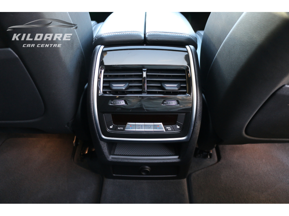 2021 BMW X5 XDRIVE 45E M SPORT €59,995