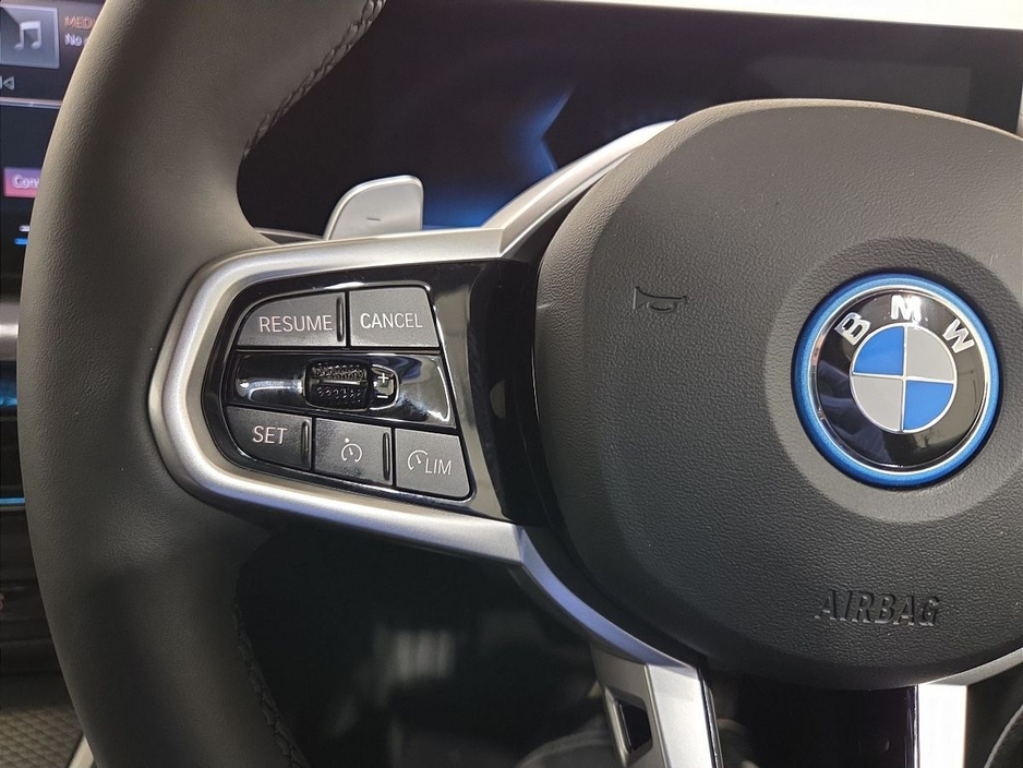 2025 BMW 3 Series 330 E M Sport Auto 330 e M Sport 330 e 292 12kWh PHEV 113BHP /83kw Step Auto Start/Stop