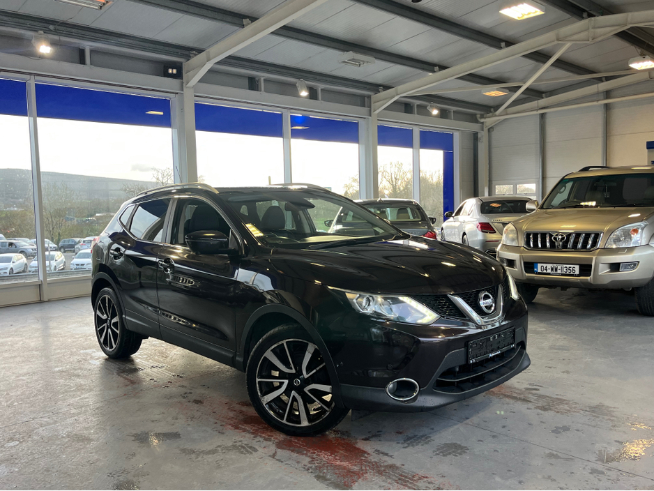 2016 Nissan Qashqai - image 4