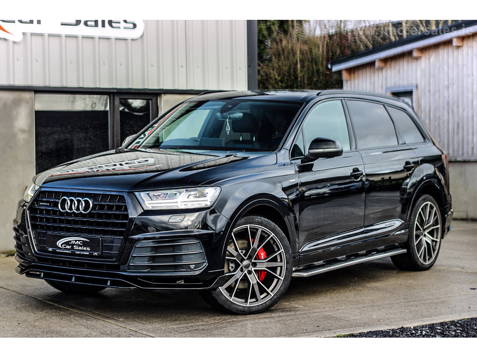 2017 Audi Q7  €37,995