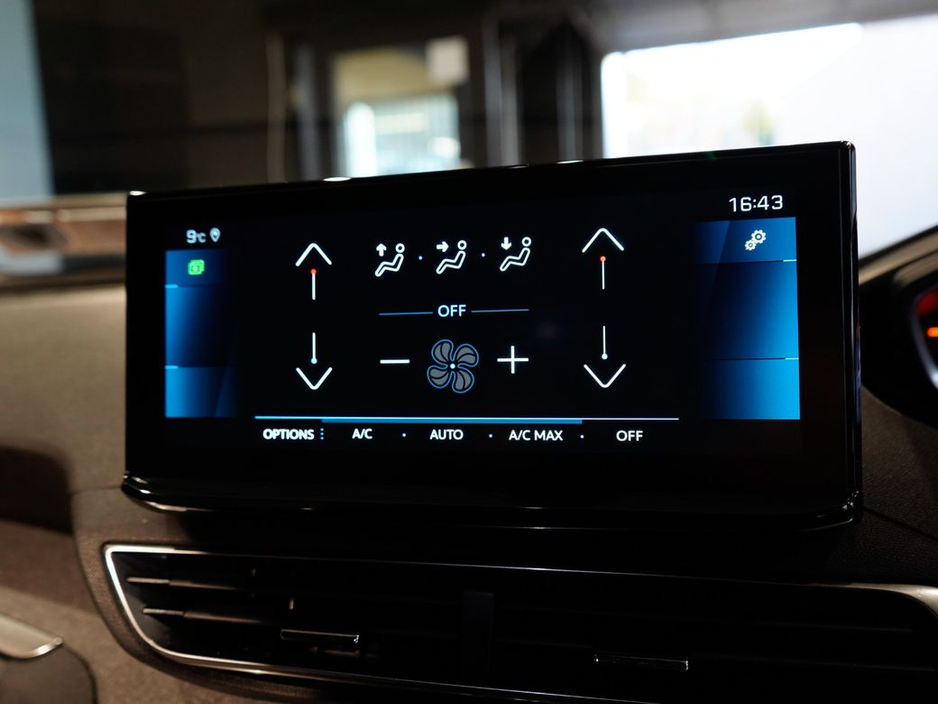 2023 Peugeot 3008 FL Allure 1.5 HDI 130 6.4 4DR €34,995