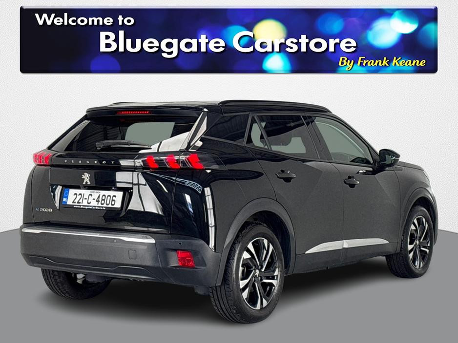 2022 Peugeot 2008 - image 4